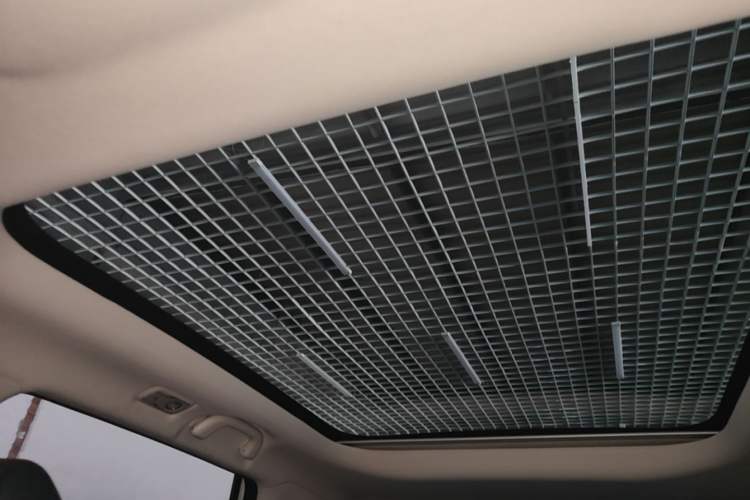 Used CHANGAN OSHAN X7 2021 1.5T Manual Luxury Version Headliner