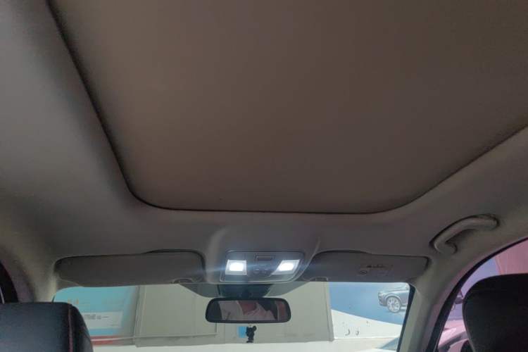 Used CHANGAN OSHAN X7 2021 1.5T Automatic Luxury Model Headliner