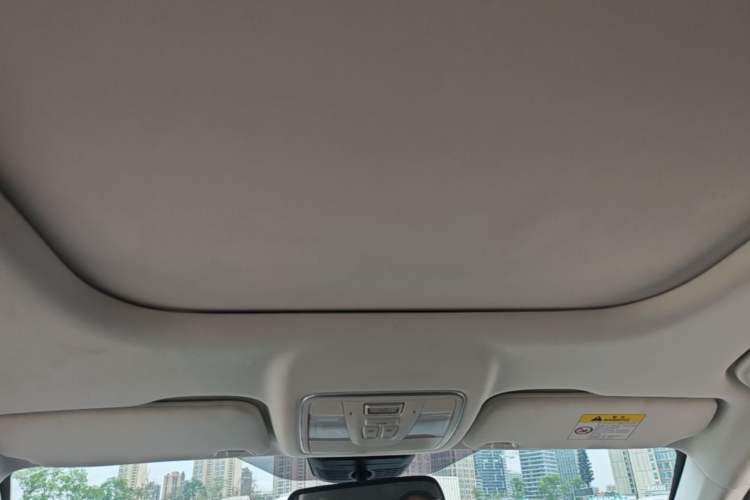 Used CHANGAN OSHAN X7 2021 1.5T Automatic Luxury Model Headliner