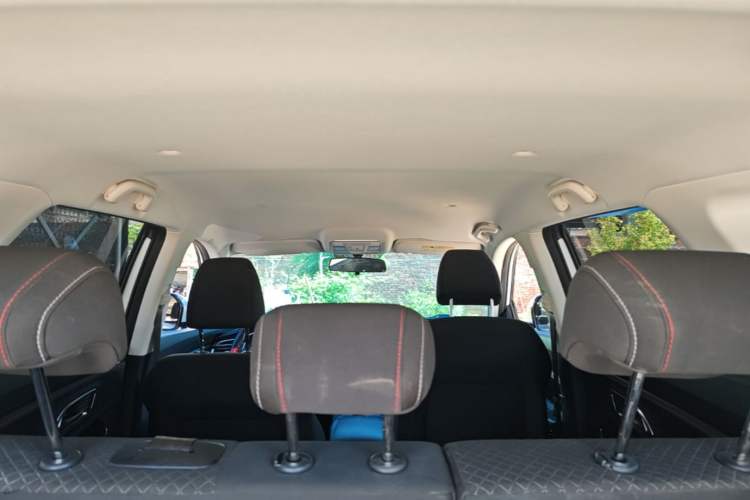 Used CHANGAN OSHAN X7 2021 1.5T Automatic Elite Edition Headliner