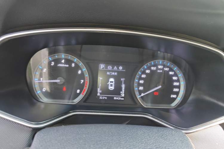 Used CHANGAN OSHAN X7 2021 1.5T Automatic Luxury Version Instrument Cluster