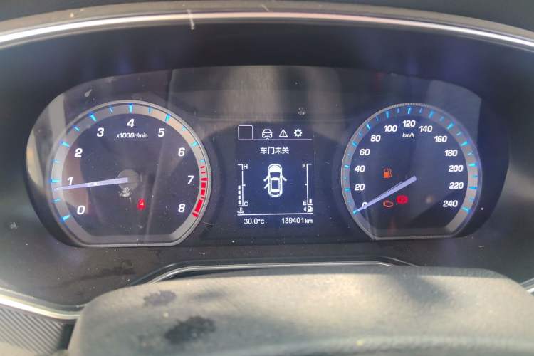 Used CHANGAN OSHAN X7 2021 1.5T Manual Luxury Version Instrument Cluster