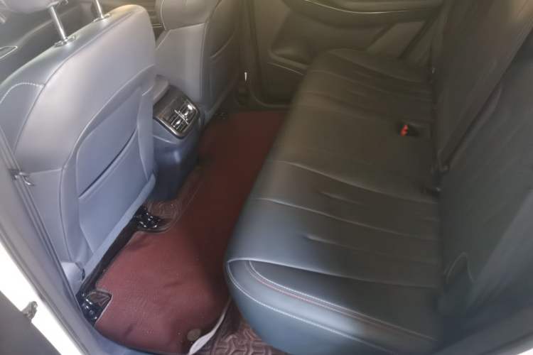 Used CHANGAN OSHAN X7 2021 1.5T Manual Luxury Version Interior 1