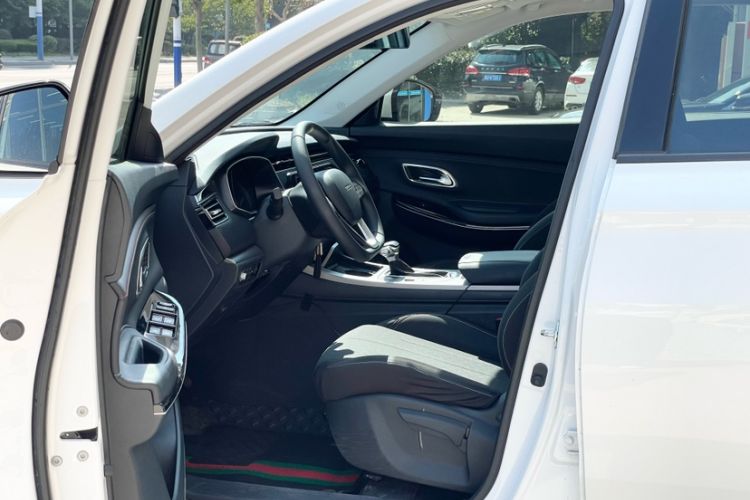 Used CHANGAN OSHAN X7 2021 1.5T Automatic Elite Edition Interior 1