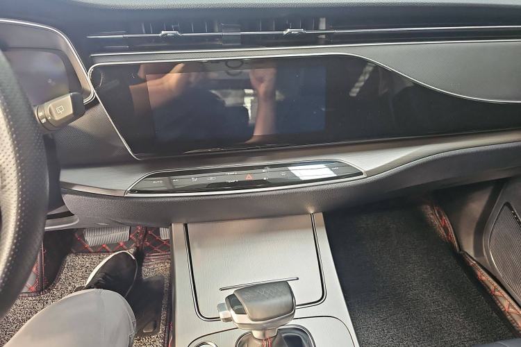Used CHANGAN OSHAN X7 2021 1.5T Automatic Geeker Edition Interior 5