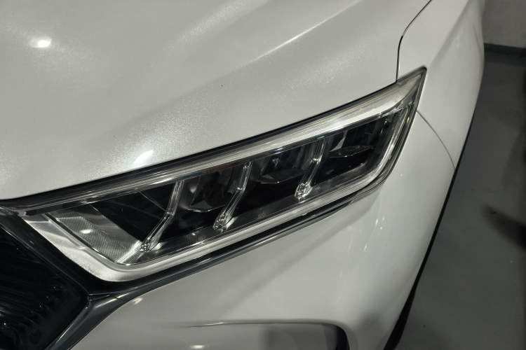 Used CHANGAN OSHAN X7 2021 1.5T Manual Luxury Version Left Front Headlight