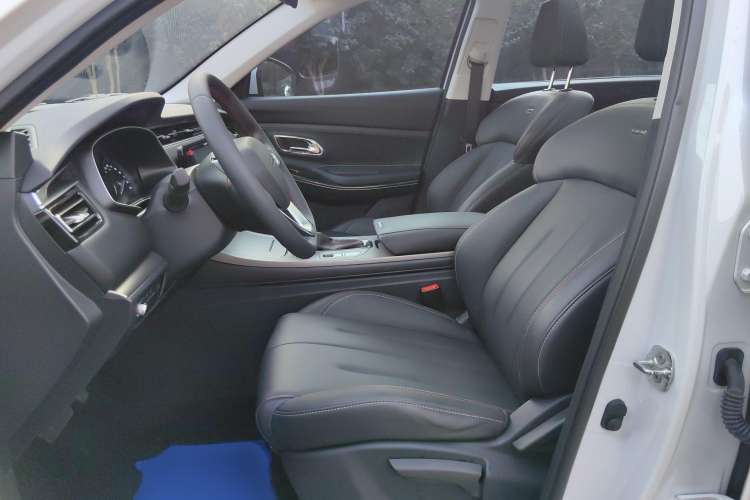 Used CHANGAN OSHAN X7 2021 1.5T Automatic Luxury Version Left Front Seat