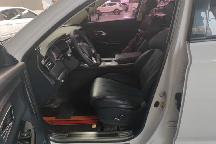 Used CHANGAN OSHAN X7 2021 1.5T Automatic Luxury Model Left Front Seat
