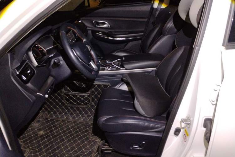 Used CHANGAN OSHAN X7 2021 1.5T Automatic Luxury Model Left Front Seat