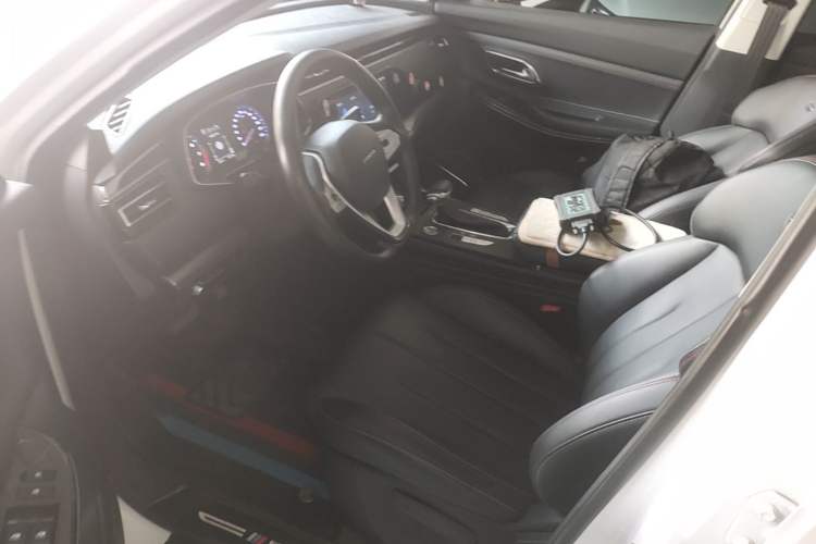 Used CHANGAN OSHAN X7 2021 1.5T Automatic Luxury Version Left Front Seat