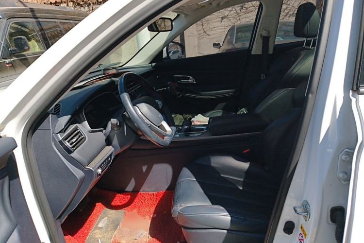 Used CHANGAN OSHAN X7 2021 1.5T Space Freedom Edition with Automatic Parking and Facial Recognition Left Front Seat