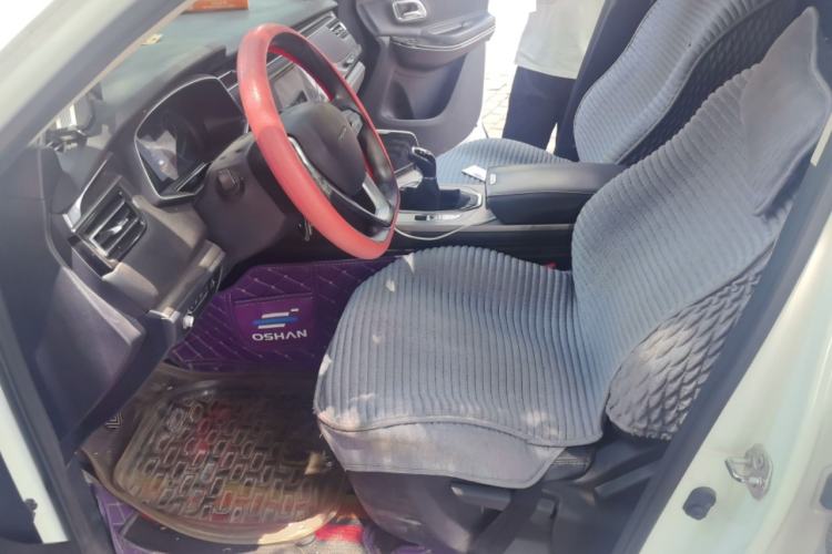 Used CHANGAN OSHAN X7 2021 1.5T Manual Luxury Version Left Front Seat