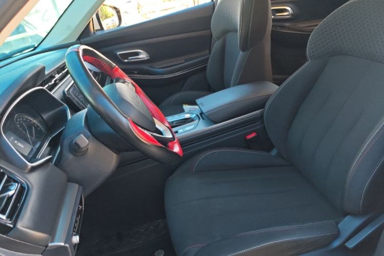 Used CHANGAN OSHAN X7 2021 1.5T Automatic Elite Edition Left Front Seat
