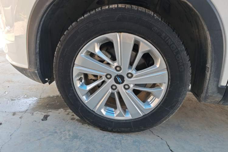 Used CHANGAN OSHAN X7 2021 1.5T Automatic Elite Edition Left Front Wheel Hub