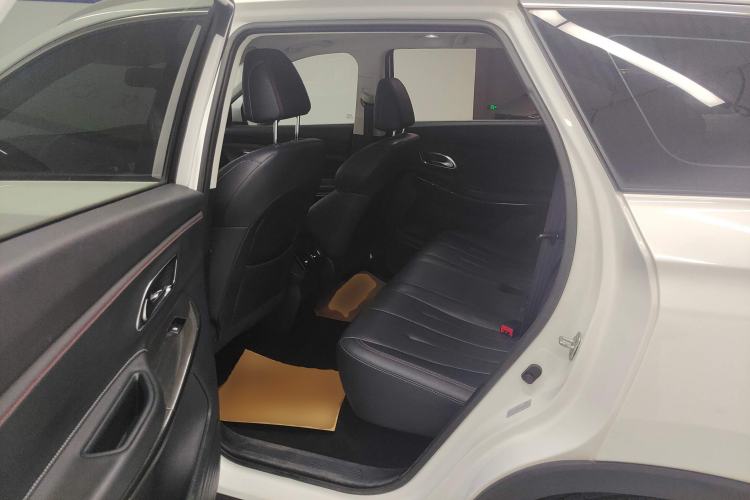 Used CHANGAN OSHAN X7 2021 1.5T Automatic Luxury Model Left Rear Seat