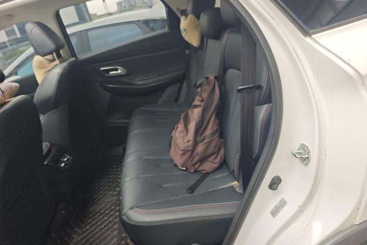 Used CHANGAN OSHAN X7 2021 1.5T Automatic Luxury Model Left Rear Seat
