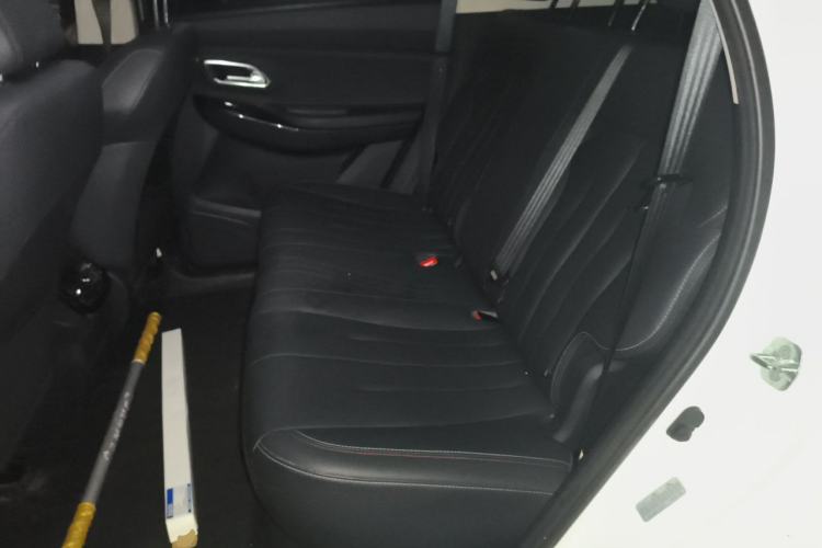 Used CHANGAN OSHAN X7 2021 1.5T Automatic Luxury Version Left Rear Seat