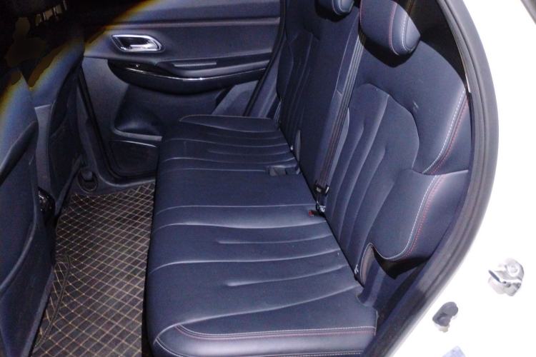 Used CHANGAN OSHAN X7 2021 1.5T Automatic Luxury Model Left Rear Seat