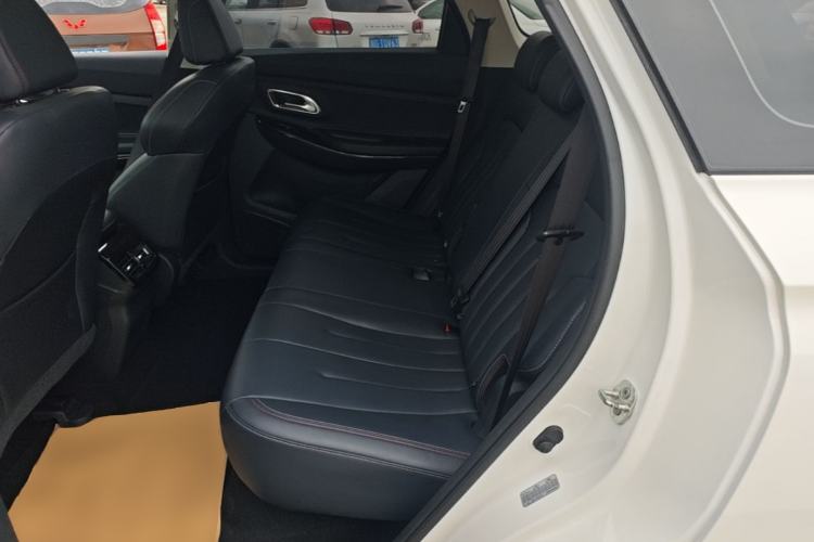 Used CHANGAN OSHAN X7 2021 1.5T Automatic Luxury Model Left Rear Seat