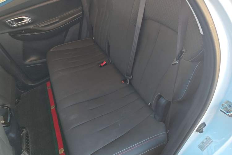 Used CHANGAN OSHAN X7 2021 1.5T Automatic Elite Edition Left Rear Seat