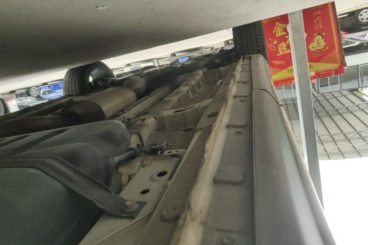 Used CHANGAN OSHAN X7 2021 1.5T Automatic Pilot Version Left Side Sill