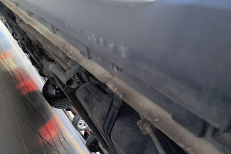 Used CHANGAN OSHAN X7 2021 1.5T Automatic Luxury Version Left Side Sill