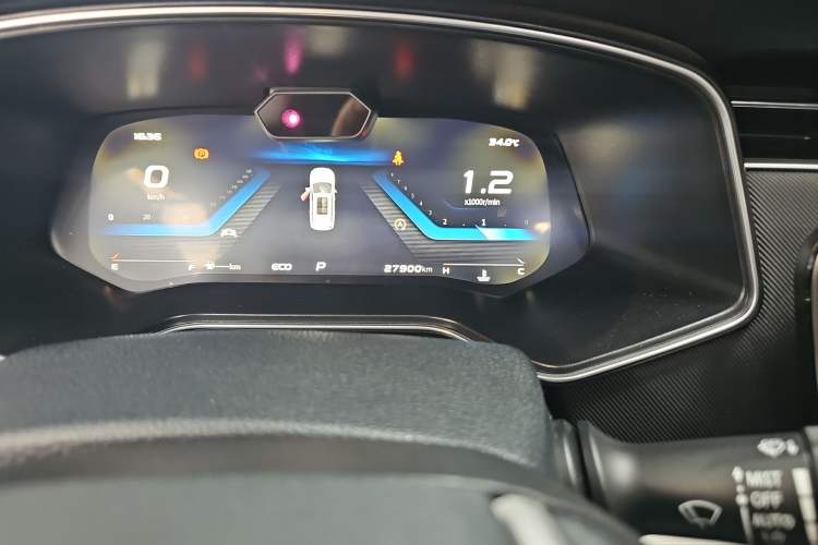 Used CHANGAN OSHAN X7 2021 1.5T Automatic Geeker Edition Odometer Close Up
