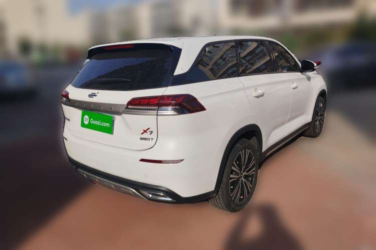 Used CHANGAN OSHAN X7 2021 1.5T Automatic Luxury Version Rear Right 45 Deg