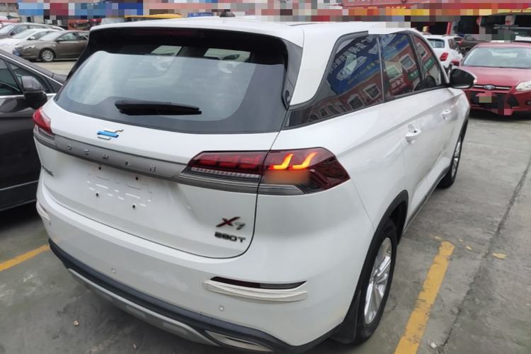 Used CHANGAN OSHAN X7 2021 1.5T Manual Comfort Model Rear Right 45 Deg