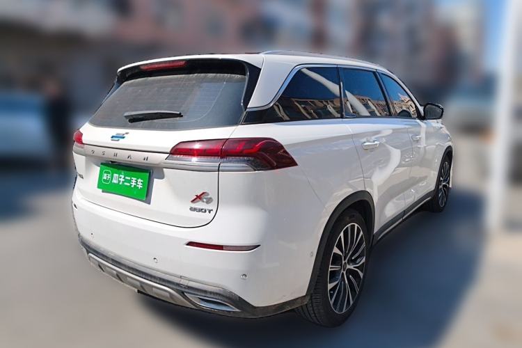 Used CHANGAN OSHAN X7 2021 1.5T Space Freedom Edition with Automatic Parking and Facial Recognition Rear Right 45 Deg