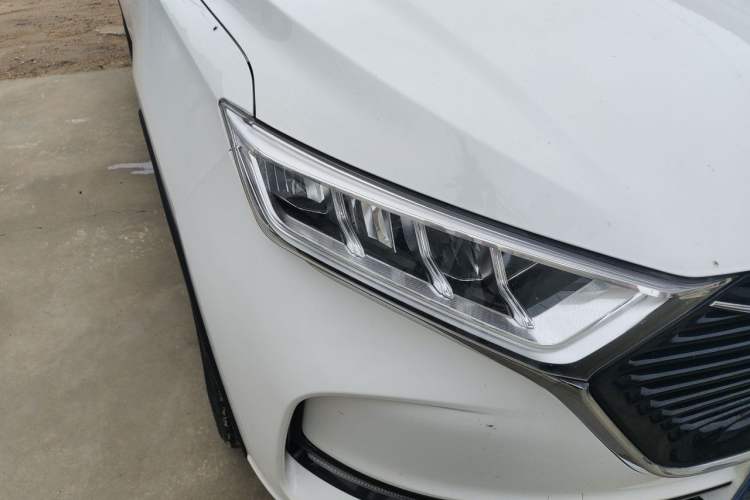 Used CHANGAN OSHAN X7 2021 1.5T Automatic Luxury Model Right Front Headlight