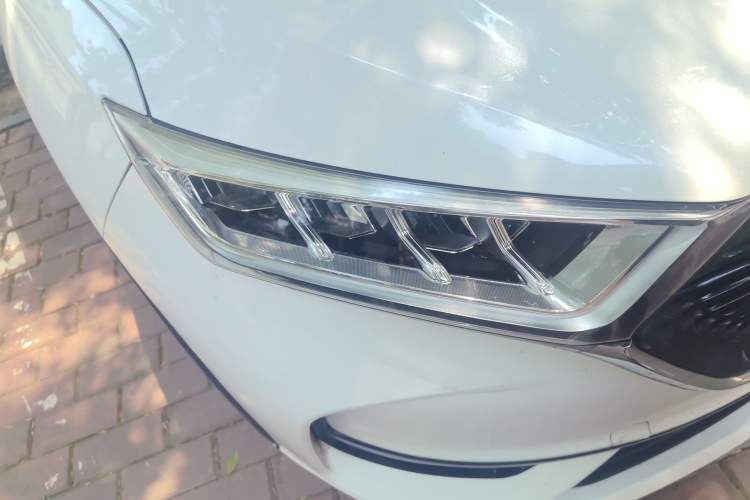 Used CHANGAN OSHAN X7 2021 1.5T Manual Luxury Version Right Front Headlight