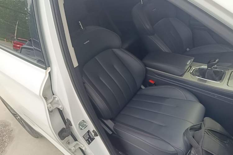 Used CHANGAN OSHAN X7 2021 1.5T Manual Luxury Version Right Front Seat