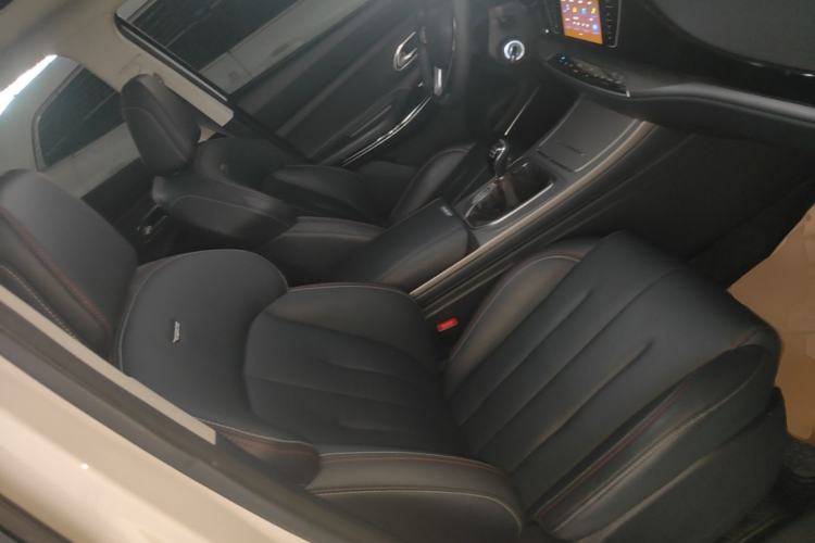 Used CHANGAN OSHAN X7 2021 1.5T Manual Luxury Version Right Front Seat