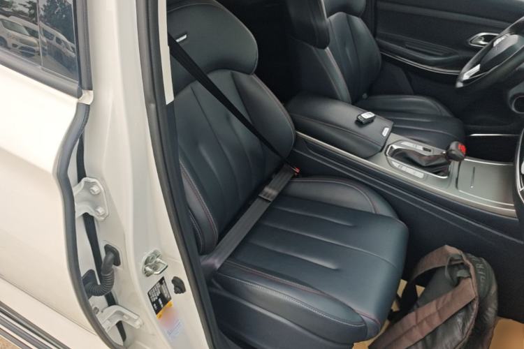 Used CHANGAN OSHAN X7 2021 1.5T Automatic Luxury Model Right Front Seat