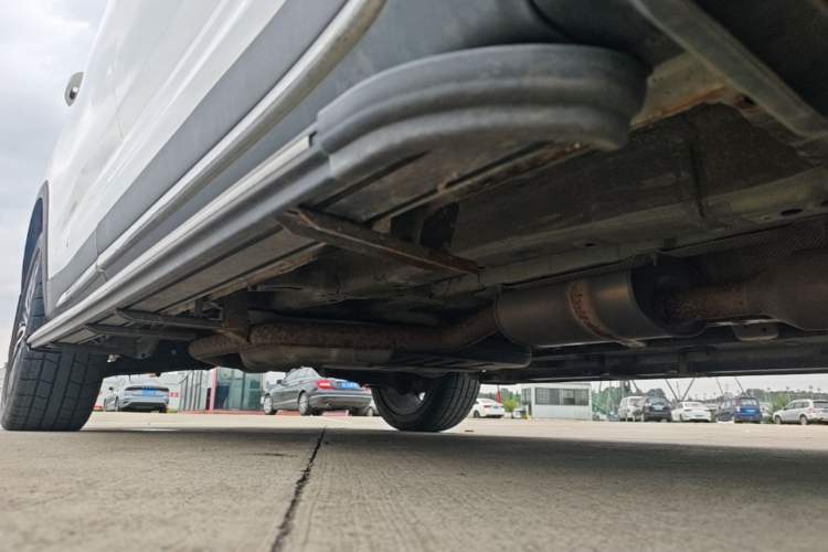 Used CHANGAN OSHAN X7 2021 1.5T Automatic Luxury Model Right Side Sill