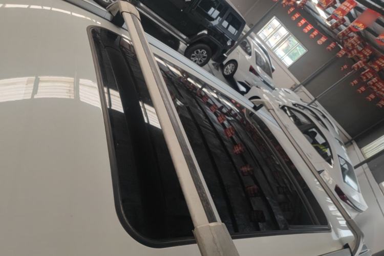 Used CHANGAN OSHAN X7 2021 1.5T Automatic Luxury Model Roof