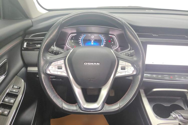 Used CHANGAN OSHAN X7 2021 1.5T Automatic Luxury Model Steering Wheel