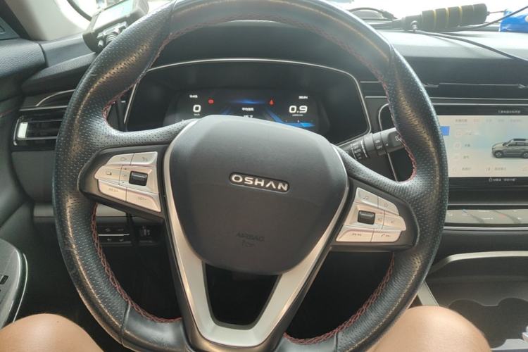 Used CHANGAN OSHAN X7 2021 1.5T Automatic Pilot Version Steering Wheel