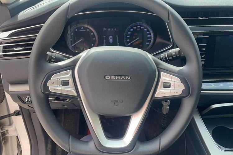 Used CHANGAN OSHAN X7 2021 1.5T Automatic Elite Edition Steering Wheel