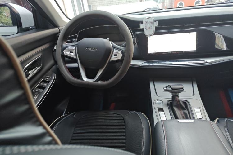 Used CHANGAN OSHAN X7 2021 1.5T Automatic Luxury Model Steering Wheel