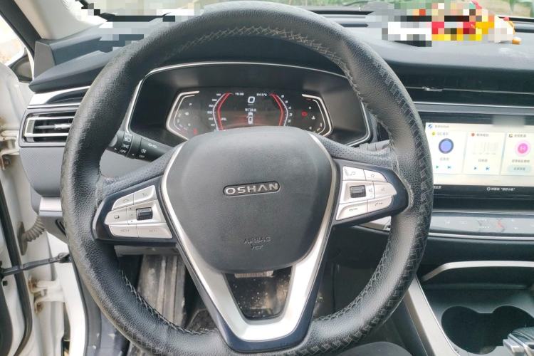 Used CHANGAN OSHAN X7 2021 1.5T Automatic Luxury Model Steering Wheel