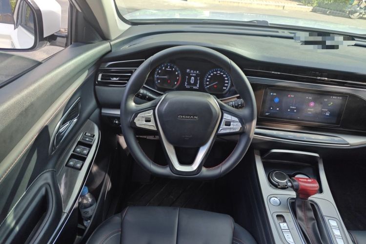 Used CHANGAN OSHAN X7 2021 1.5T Automatic Luxury Version Steering Wheel