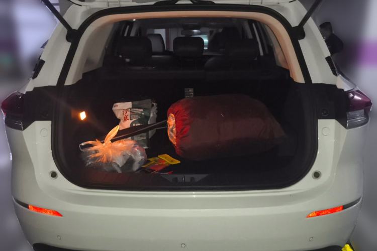 Used CHANGAN OSHAN X7 2021 1.5T Automatic Luxury Version Trunk