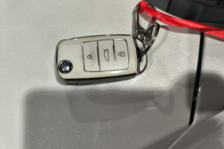 Used CHANGAN OSHAN X7 2021 1.5T Manual Luxury Version Vehicle Key