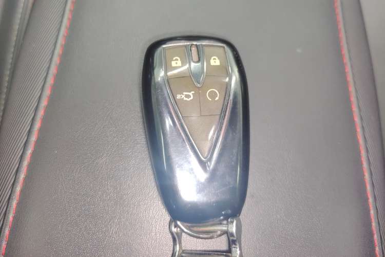 Used CHANGAN OSHAN X7 2021 1.5T Automatic Luxury Model Vehicle Key