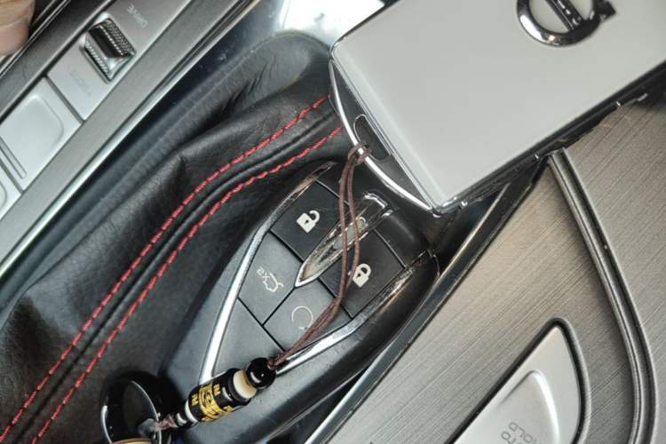 Used CHANGAN OSHAN X7 2021 1.5T Automatic Pilot Version Vehicle Key