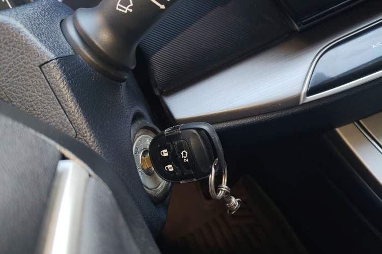 Used CHANGAN OSHAN X7 2021 1.5T Automatic Elite Edition Vehicle Key