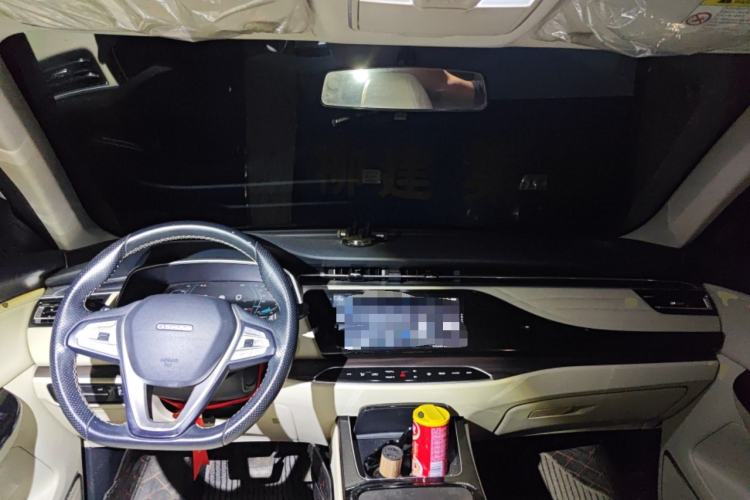 Used CHANGAN OSHAN X7 EV 2020 Luxury Edition 405 Center Console