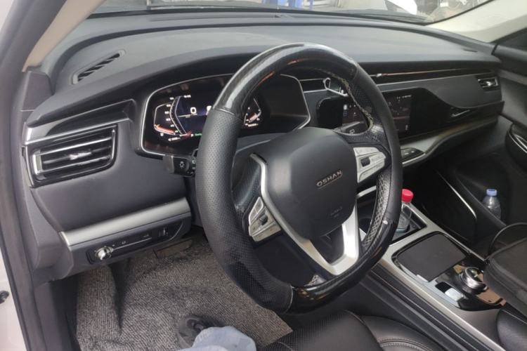 Used CHANGAN OSHAN X7 EV 2020 Luxury Model 405 Center Console